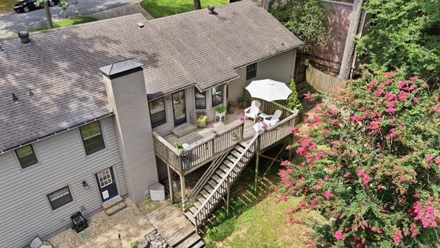 30 Foxhunt Trail, Little Rock, AR 72227