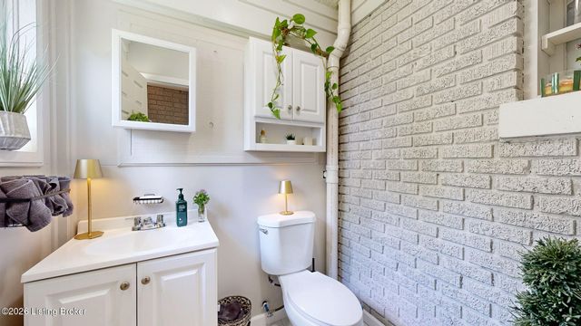 170 McCready Ave, Louisville, KY 40206