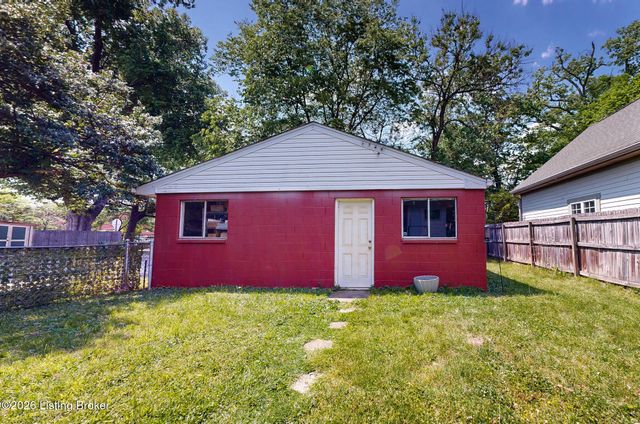 170 McCready Ave, Louisville, KY 40206