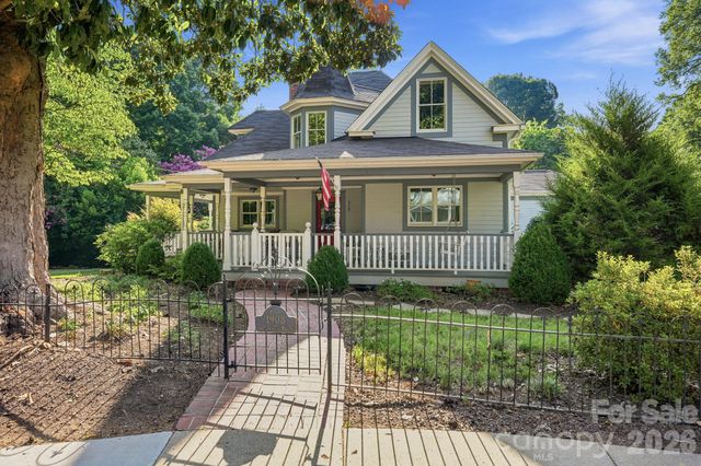 519 South Street, Davidson, NC 28036