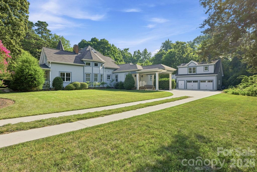 519 South Street, Davidson, NC 28036
