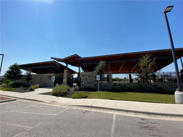 7412 Tonka LN, Austin, TX 78744