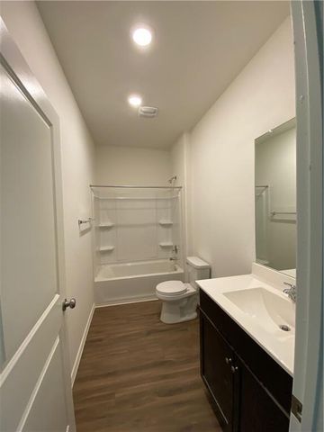 7412 Tonka LN, Austin, TX 78744