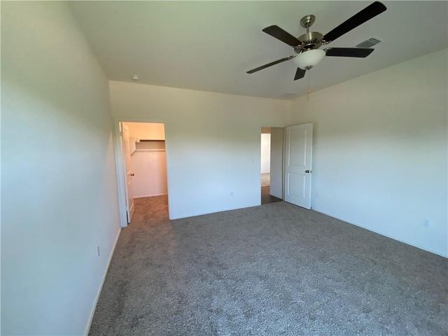 7412 Tonka LN, Austin, TX 78744