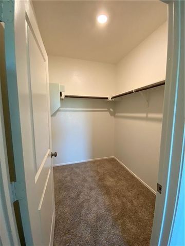 7412 Tonka LN, Austin, TX 78744