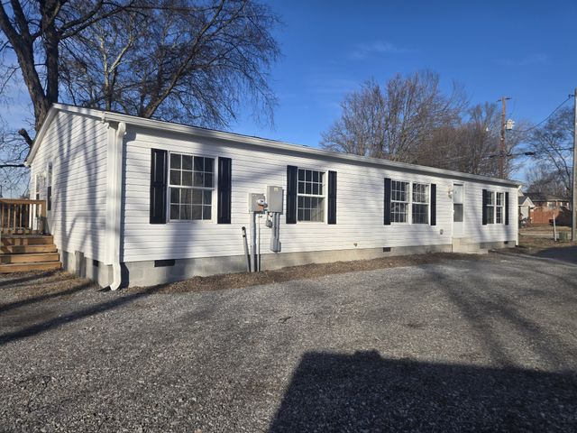 223 E Park Ave, Gallatin, TN 37066
