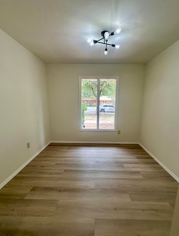 6002 Norfolk Avenue, Lubbock, TX 79413