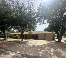 6002 Norfolk Avenue, Lubbock, TX 79413