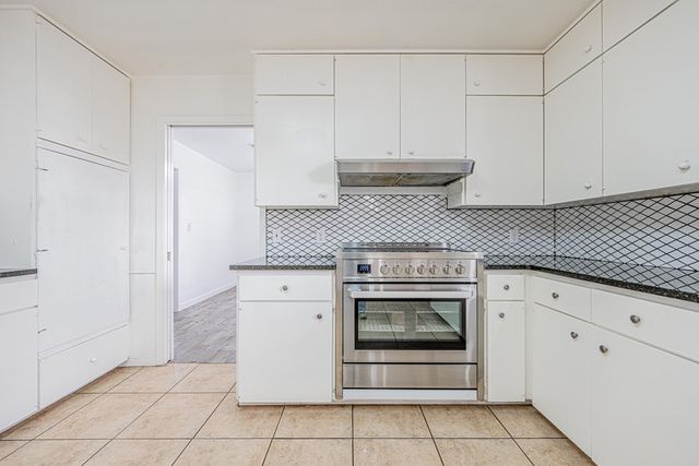 2333 Siesta Lane, Midland, TX 79705