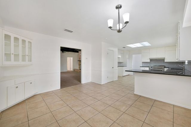 2333 Siesta Lane, Midland, TX 79705