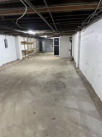 102-51 Jamaica Avenue, Richmond Hill, NY 11418