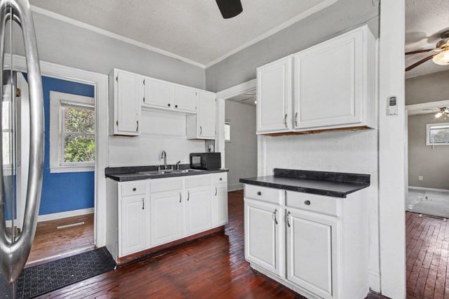 1137 W 25th Avenue, Gary, IN 46407