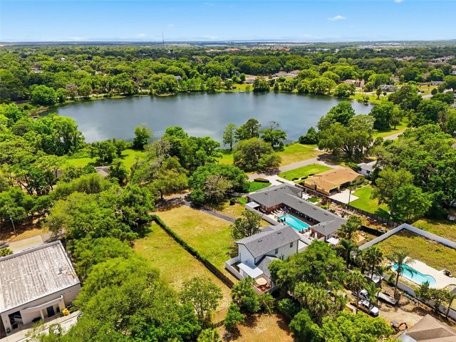 15 E LAUREL STREET, Apopka, FL 32703