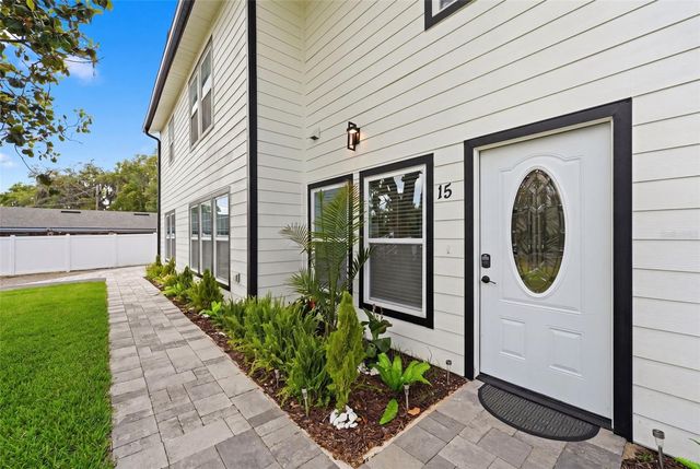 15 E LAUREL STREET, Apopka, FL 32703