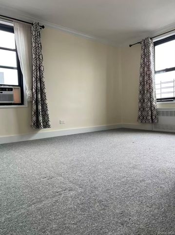 15010 71st Avenue 6J, Flushing, NY 11367