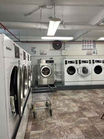 15010 71st Avenue 6J, Flushing, NY 11367