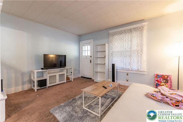 2824 Nazareth Road, Palmer Twp, PA 18045