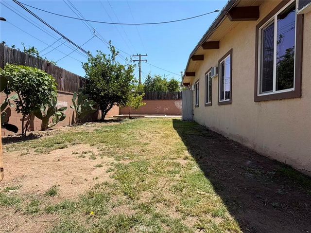 18249 E Gladstone Street, Azusa, CA 91702