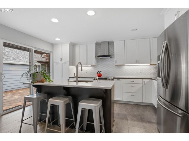 13180 Sw TAPADERA St, Beaverton, OR 97008