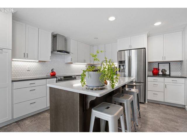 13180 Sw TAPADERA St, Beaverton, OR 97008