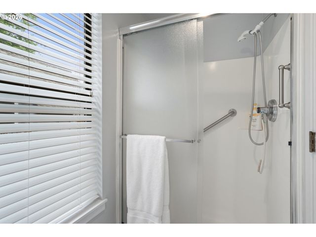 13180 Sw TAPADERA St, Beaverton, OR 97008