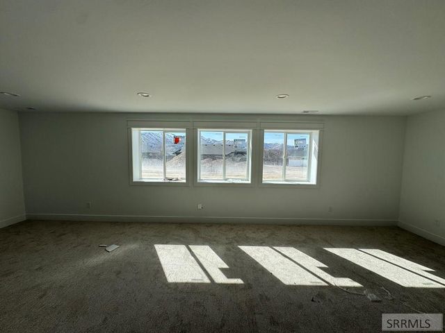 3013 Dewinter Dr, Pocatello, ID 83204