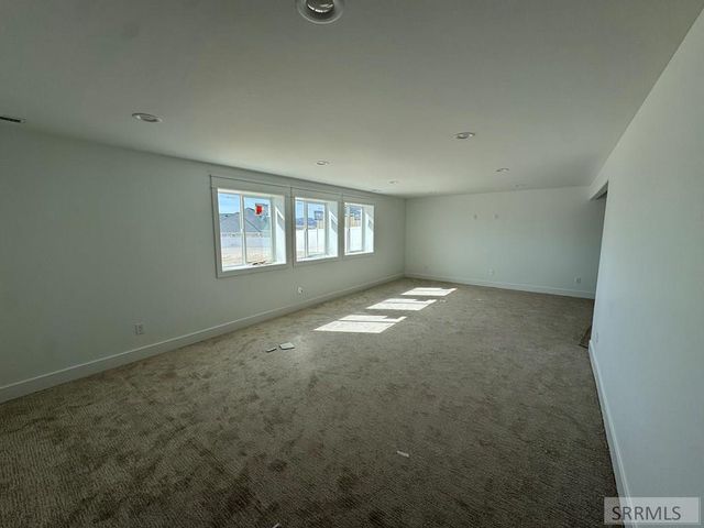 3013 Dewinter Dr, Pocatello, ID 83204