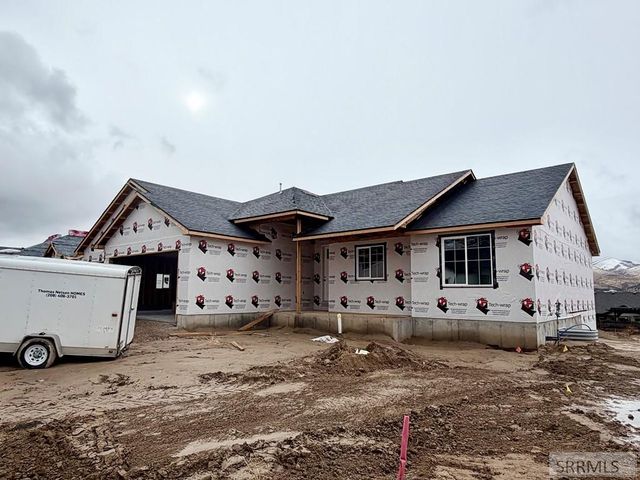 3013 Dewinter Dr, Pocatello, ID 83204