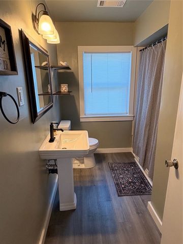 312 E H Street, Russellville, AR 72801