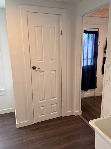 312 E H Street, Russellville, AR 72801