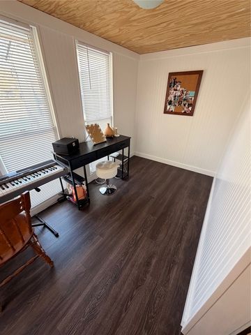 312 E H Street, Russellville, AR 72801