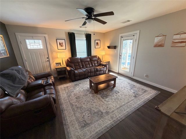 312 E H Street, Russellville, AR 72801