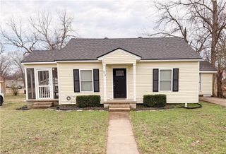 312 E H Street, Russellville, AR 72801