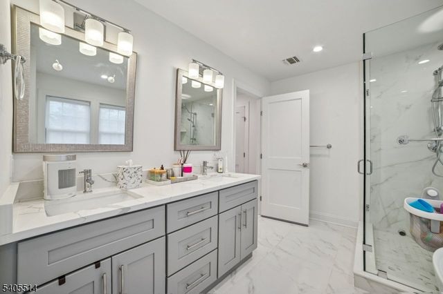 4 Scott Ter, Livingston Twp., NJ 07039