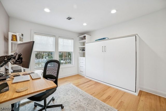 4 Scott Ter, Livingston Twp., NJ 07039