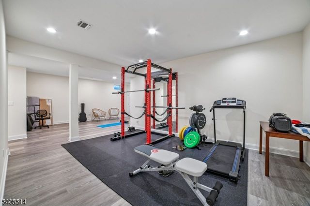 4 Scott Ter, Livingston Twp., NJ 07039