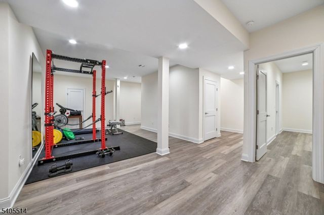 4 Scott Ter, Livingston Twp., NJ 07039