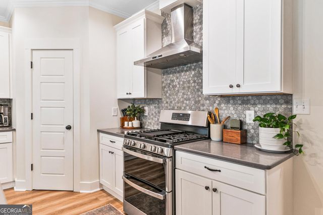 155 Creekside Lane, Forsyth, GA 31029