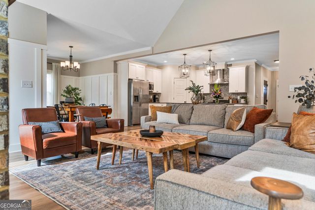 155 Creekside Lane, Forsyth, GA 31029