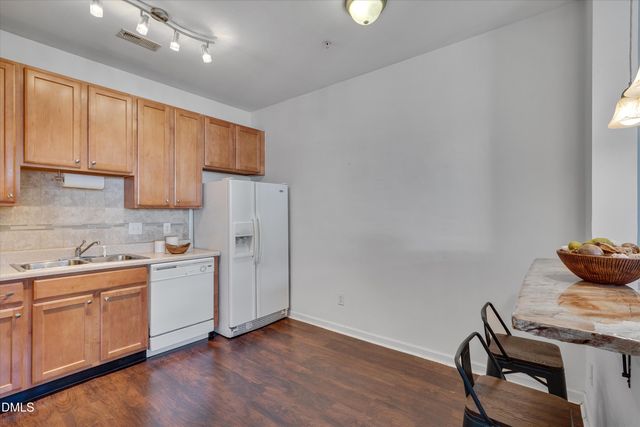 2210 Raven Road 106, Raleigh, NC 27614