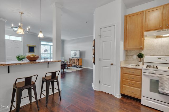 2210 Raven Road 106, Raleigh, NC 27614