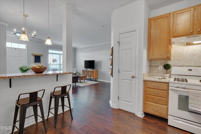 2210 Raven Road 106, Raleigh, NC 27614