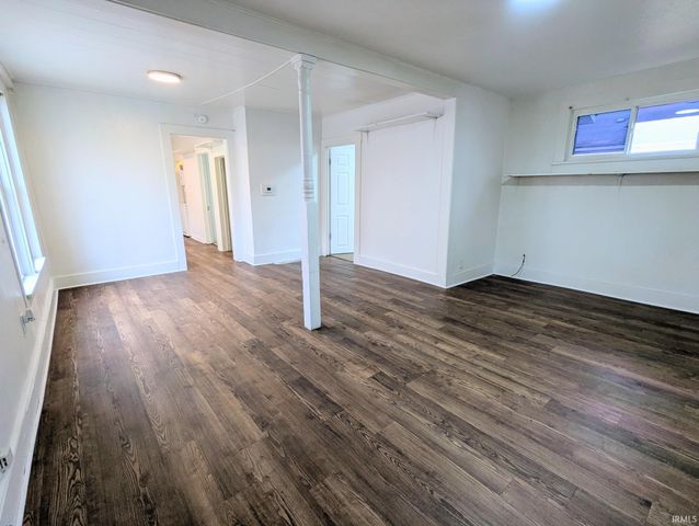 221 N G Street, Marion, IN 46952