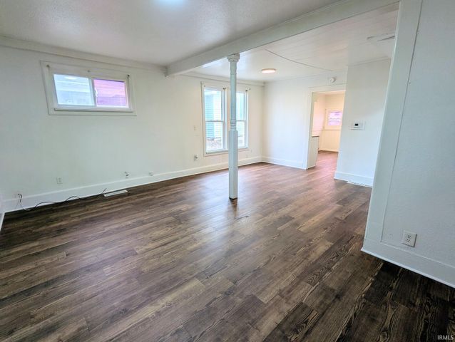 221 N G Street, Marion, IN 46952