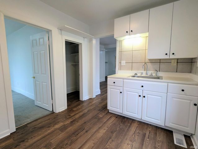 221 N G Street, Marion, IN 46952