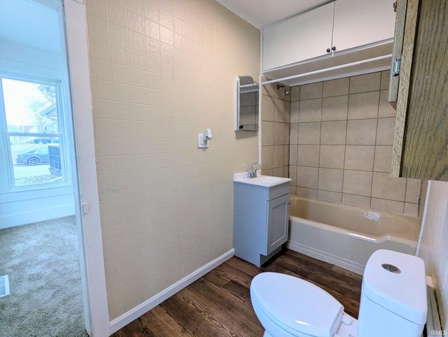 221 N G Street, Marion, IN 46952