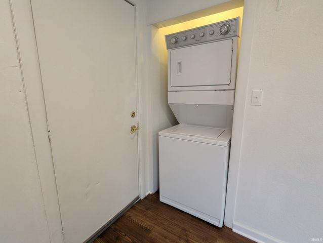 221 N G Street, Marion, IN 46952