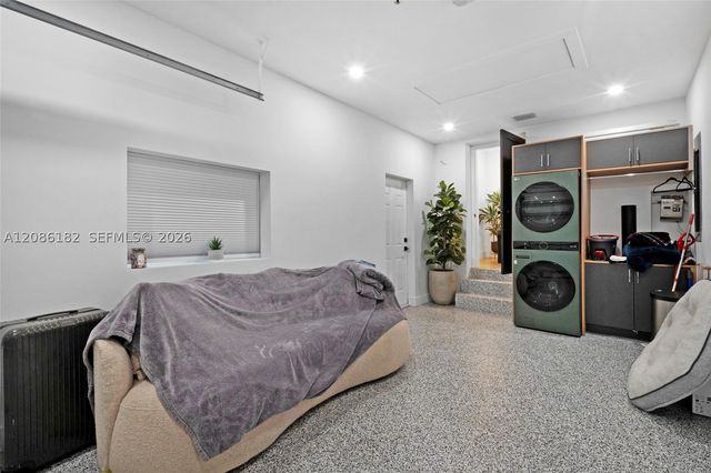817 Tangier St, Coral Gables, FL 33134