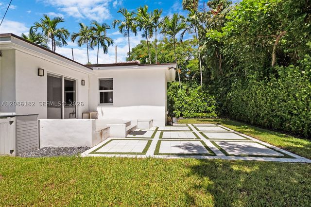 817 Tangier St, Coral Gables, FL 33134