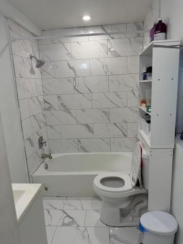 1116 W 32nd Street, Riviera Beach, FL 33404